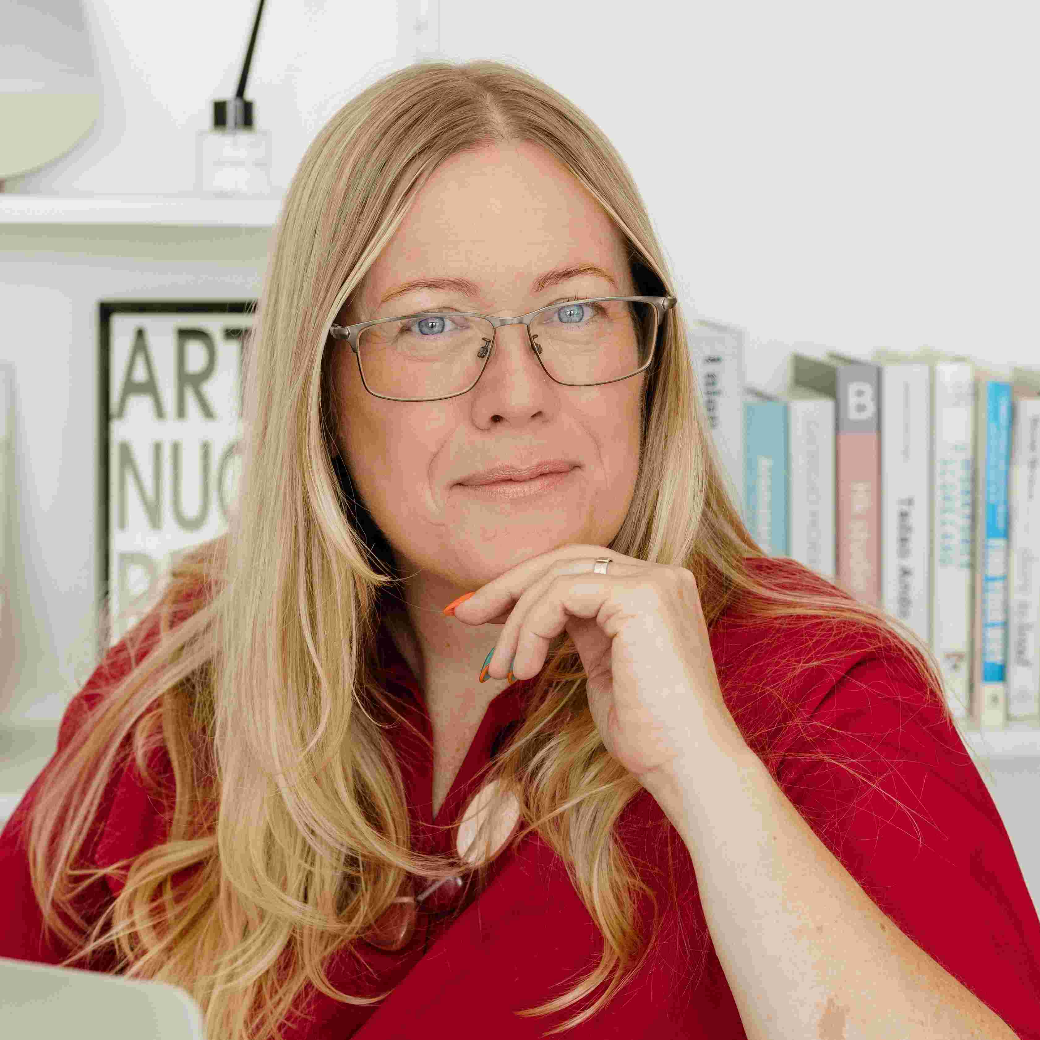 Nicola Holloway